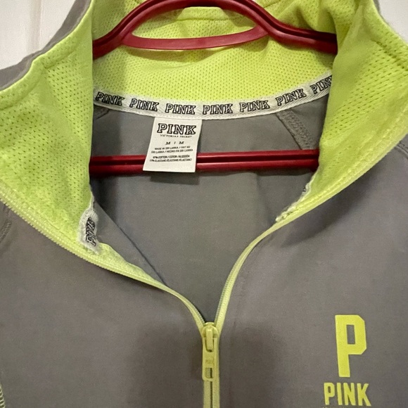 PINK trackjacket - Picture 4 of 4